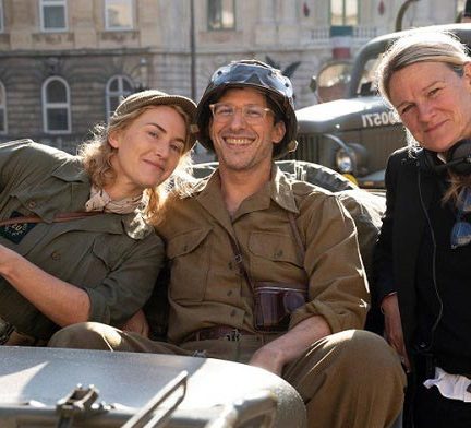 زیرنویس فیلم لی ۲۰۲۳ + دوبله فارسی Lee