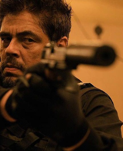 دانلود فیلم سیکاریو 1 2015 با زیرنویس